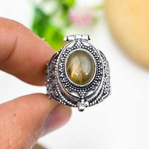 Bague boîte à pilules en labradorite, ajustable, argent sterling 925, pierre précieuse, boîte secrète, cadeaux d'anniversaire - Product Image 1