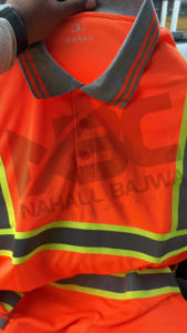 Polo de travail en polyester personnalisable Gilet de sécurité réfléchissant en maille Imperméable à l'eau avec flash LED Caractéristiques Options de logo personnalisables - Product Image 2