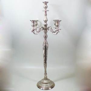 Candélabre rond à cinq bras en aluminium et laiton, orné de perles dorées, fait à la main, taille personnalisée, pour la décoration de la maison et des tables de mariage - Product Image 6