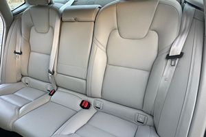 ใช้ LHD/RHD 2022วอลโว่ S90 B6จารึก AWD - Product Image 4