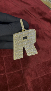 Colgante de LETRA DE DIAMANTE R de lujo de calidad de exportación con piedras preciosas brillantes para uso diario y ocasiones especiales para precio de exportación - Product Image 4