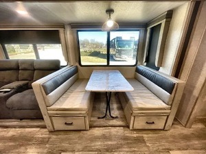 Used 2022 East To West A-l-t-a 2800KBH trailer - Product Image 4