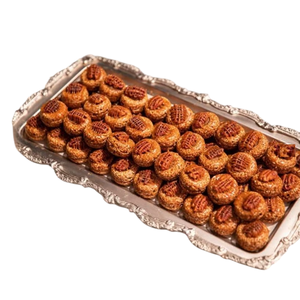 Bonbons au chocolat décoratifs luxueux plateau de service Table d'affichage au chocolat plateau à chocolat en métal argenté de qualité supérieure en vente - Product Image 4