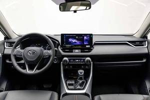 SUV Toyota RAV4 Style Plus 2.0L 4 cilindros FWD 2025 Negro Impecable, Usado Certificado con Bajo Kilometraje (12.5 km/h) Listo para Enviar - Product Image 2