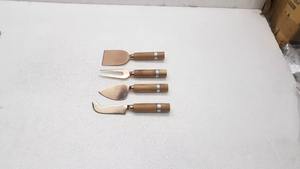 Vente en gros de couverts en métal avec logo personnalisable fabriqués à la main avec un design orné et une caractéristique écologique pour toute occasion - Product Image 3