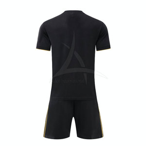Uniforme de Fútbol para Entrenamiento, Servicio OEM, Nuevo Diseño, 100% Poliéster, Transpirable, Ligero, para Hombre Adulto, Precio Bajo en Venta - Product Image 2