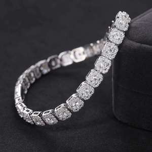 Pulsera de Cadena Cubana de Moissanita de Diseño en Plata de Ley 925 con Piedras VVS, Joyería de Lujo - Product Image 2