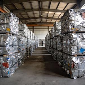 Chatarra de Aluminio UBC de Alta Pureza, Latas de Bebidas Usadas de Aluminio para Fundición Industrial - Product Image 2