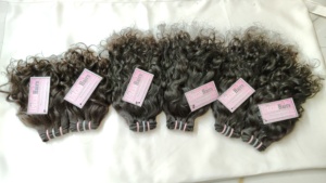 Extensions de cheveux bouclés non traités d'Inde du Sud, double trame, 24 pouces de longueur étirée, cheveux humains naturels Remy, Jerry Hairs - Product Image 3