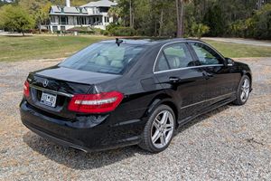 Mercedes-Benz E550 berline 2011 d'occasion en excellent état - Product Image 4