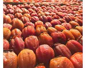 Casse-croûte de kaki séché sucré du Vietnam fabriqué à partir de fruits naturels avec un produit de qualité d'exportation à la texture moelleuse douce - Product Image 6