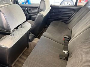 BMW 316I TOURING USADO DE 1992, VOLANTE A LA IZQUIERDA/DERECHA - Product Image 4