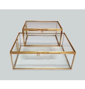 Boîte à bijoux et cosmétique en forme de rectangle de qualité supérieure Nouvelle boîte à bijoux design en métal et en verre de grande qualité - Product Image 2