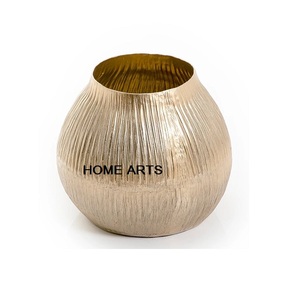 Jarrón de flores de diseño atractivo, forma ovalada, de aluminio de calidad superior, chapado en oro, para decoración de bodas. - Product Image 3