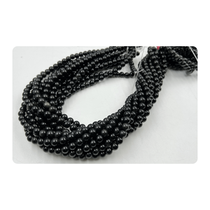 Perles rondes lisses en onyx noir naturel 4mm 14 pouces Acheter des perles d'onyx noir en ligne en Inde - Product Image 2