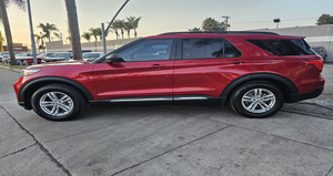 F o r d Explorer XLT RWD d'occasion 2020 - Product Image 2