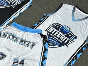 Uniformes de Baloncesto de Verano con Logotipo Personalizado al por Mayor, Secado Rápido, Anti-UV, Transpirables, 100% Poliéster, Tallas Grandes, Pedidos al por Mayor - Product Image 4