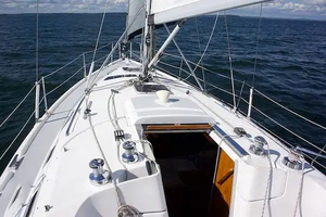 Bateaux Hunter 356 durables de 2003 proposés à bas prix - Product Image 2