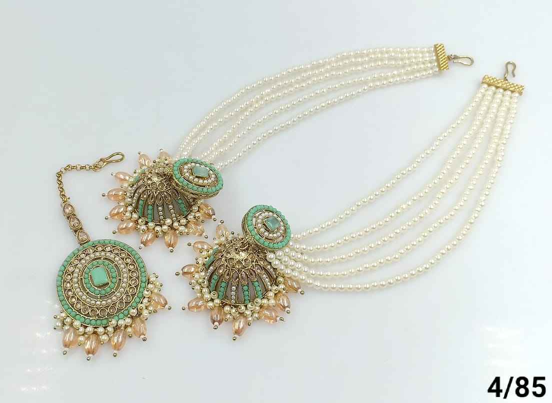 สีเขียว