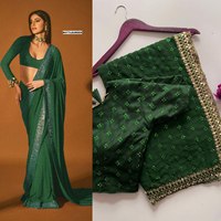 Robe de soirée sobre en soie georgette multicolore, magnifique design et broderies de sequins, inspirée des tenues des actrices de Bollywood, Ananya Panday.