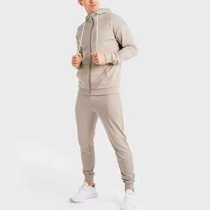 Chándal de moda para hombre de algodón 100% hecho en fábrica, traje deportivo informal, chándal de secado rápido transpirable de alta calidad para hombre - Product Image 1