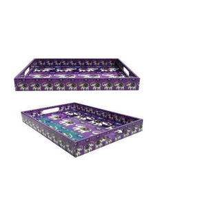 Plateau de service en bois imprimé avec poignées pour une présentation de table élégante Plateau de service fait main de qualité supérieure pour le festival de l'Aïd - Product Image 3