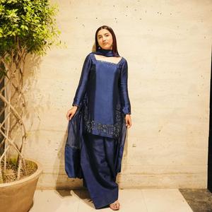 Nueva Colección de Salwar Kameez Pakistaní de Alta Demanda con Dupatta a Juego Disponible a los Mejores Precios desde India - Product Image 1