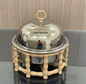 Calentador de Comida Tipo Chafing Dish de Lujo en Color Beige, Hecho de Acero Inoxidable y Aluminio - Product Image 1