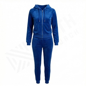 Survêtement pour femmes en velours de sport personnalisé à la mode, marque privée, survêtement personnalisé pour femmes avec service de logo pour les tenues de filles - Product Image 1