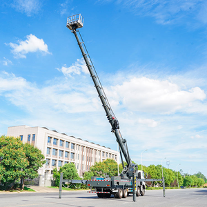 Plataforma de Trabajo Aérea con Brazo Articulado para Instalación de Líneas Eléctricas - Product Image 1