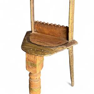 Étagère à livres pliable en fer et bois de style traditionnel en laiton FTD pour la maison, le bureau et le salon - Product Image 4