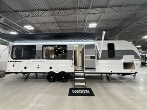 2026 Usagé F-o-r-e-s-t R-i-v-e-r Wildwood 280ZEN - Product Image 3