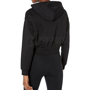 Vente en gros 2024 Haut court respirant pour femmes Sweat à capuche Hiver Vêtements d'entraînement courts avec col à capuche - Product Image 2
