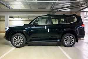 TOYOTA LAND CRUISER LC300 Premium 7S+415hp+NEU+7 ASIENTOS+TRANSMISIÓN AUTOMÁTICA COMPLETA - Product Image 4