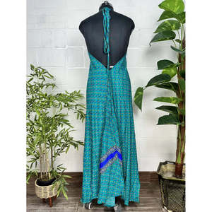 Robe maxi d'été en soie recyclée style bohème, paréo de plage magique, 1 pièce - Product Image 5