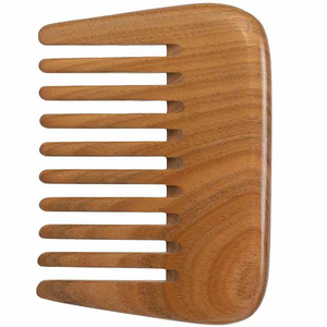 Peine de Madera de Dientes Anchos Antiestático, de Madera de Sándalo, Ajustable, Hecho a Mano, de Forma Rectangular, para Cabello Rizado, con Logotipo Personalizado - Product Image 5