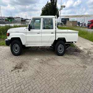 La Mejor Oferta en Camionetas TOYOTA <span class=keywords><strong>LAND</strong></span> <span class=keywords><strong>CRUISER</strong></span> de Doble Cabina Usadas, Automáticas, con Volante a la Izquierda, Interior Oscuro, Motor Turbo, Cuero, R21 - Product Image 2