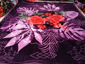 ผ้าห่มขนแกะสองชั้นแบบพกพาทำจากโพลีเอสเตอร์100% โลโก้แบบปรับแต่งได้ - Product Image 4