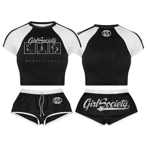 Conjunto de Top Corto y Shorts para Mujer, en Poliéster GSM con Spandex, Suave y Elástico, Negro con Paneles en Contraste, Personalizado, 100% Algodón - Product Image 1