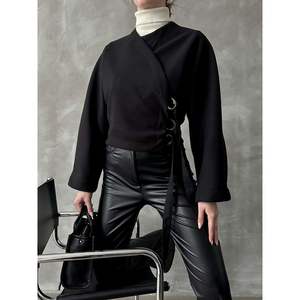 Chaqueta Corta al por Mayor para Mujer con Lazo, Diseño Elegante para Mujeres con Sentido de la Moda - Product Image 4