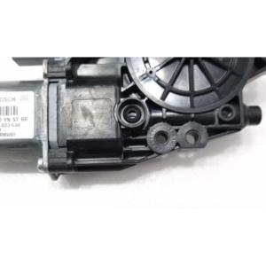 MOTORE ELETTRICO PER FINESTRINO POSTERIORE DESTRO HYUNDAI iX20 Serie 83460-1P000 (10>19) - Product Image 4
