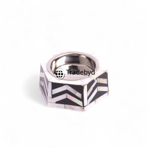 Quemador Bakhoor de madera tallada para auténticos rituales de quema de Oud árabe y elegantes espacios aromáticos de Tradebyd - Product Image 5
