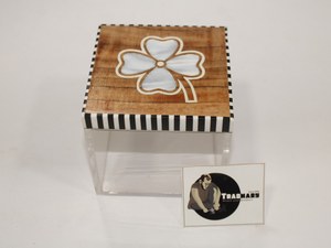 Nouveau plateau de brûleur Bakhoor en acrylique avec motif floral brûleur d'encens arabe traditionnel pour une utilisation intérieure cadeau du Ramadan - Product Image 5