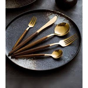 Ensemble de couverts en métal écologique, lavable au lave-vaisselle, comprenant des fourchettes, des couteaux, des cuillères, des cuillères de service, des serveurs à salade pour les repas en famille - Product Image 5