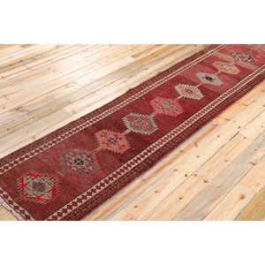 Vintage Turkish Rug 2,7x11,<b>9</b> ft, Red Herki Southwestern Rug - Product Image 2