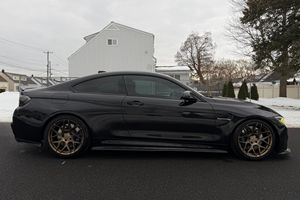 Elegante BMW M4 Coupé 2018 - Product Image 5