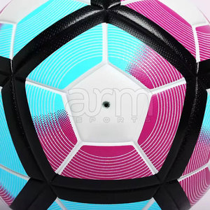 ลูกฟุตบอลขายส่งแบบกำหนดเองสำหรับการแข่งขัน ลูกฟุตบอลสั่งทำพิเศษจากวัสดุคุณภาพ - Product Image 3
