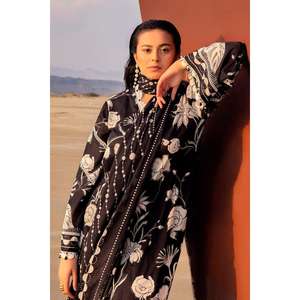 Traje de 3 Piezas Negro para Mujer, Sin Costuras, Hecho de Muselina, con Estampado Digital - Product Image 1