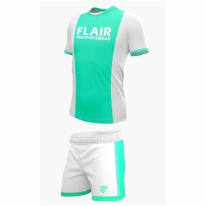 Maillots de football rétro personnalisés de haute qualité pour hommes – Tenues de football tendance avec shorts – Service OEM – Séchage rapide - Product Image 2