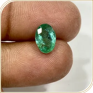 พลอยมรกตแซมเบียธรรมชาติ 1.80 กะรัต รูปทรงคุชชั่น 10x7x4 มม. ทรงรี วัสดุเพชร พร้อมใบรับรอง IGI - Product Image 2